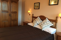 APARTAMENTOS RURALES EL CARDEO