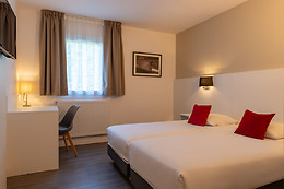 Hôtel The Originals Acropole