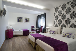Hotel Genesis