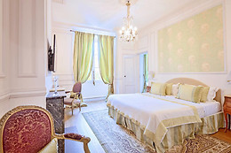 Villa Victor Louis