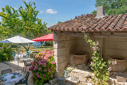 Aux chambres des Bujours