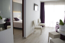 APARTHOTEL MIAMI PARK