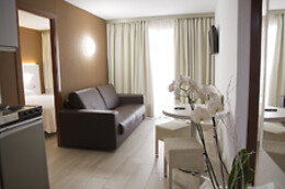 APARTHOTEL MIAMI PARK