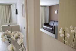 APARTHOTEL MIAMI PARK