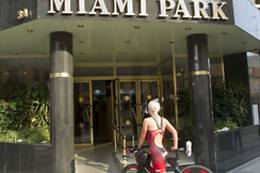 APARTHOTEL MIAMI PARK
