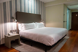HOTEL AR ISABEL DE FARNESIO