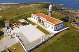 HOTEL FARO LARIÑO
