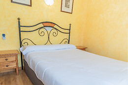 HOSTAL RIO ARA