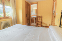 HOSTAL RIO ARA