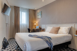 Brit Hotel Les Voyageurs***