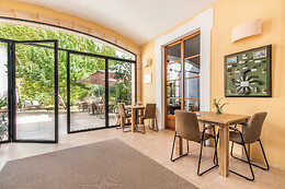 HOTEL CA´N MORAGUES