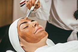 CLINICA ESTETICA AVANZADA ELLETERSA