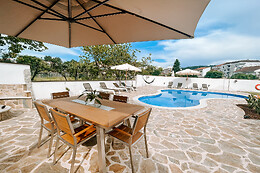 HOTEL VILLA GALICIA