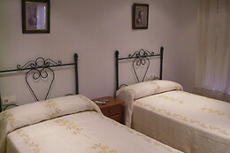 HOTEL DELPHOS