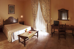 HOTEL ASADOR ALBENZAIRE