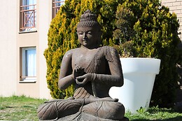 LOGIS HAVVAH HOTEL