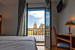 HOTEL HISPANIA