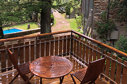 LA CABAÑA DEL BOSQUE
