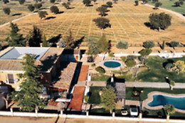 COMPLEJO RURAL VALDEPUSA