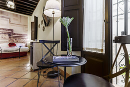 HOTEL CASA CAPITEL NAZARI