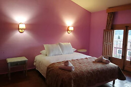 HOTEL RÍO ESCABAS