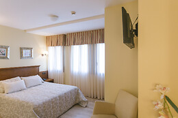 HOTEL O CASTRO