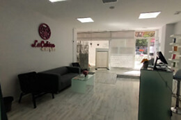 LA CABINA DE EVA Y TINA