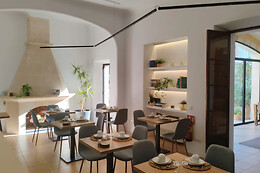 HOTEL CA´N MORAGUES