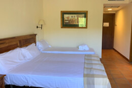 LA FIGUEROLA HOTEL & RESTAURANT
