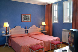 HOTEL SAN CAMILO