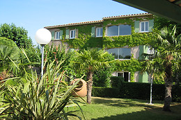 Logis Hotel Uzès Pont du Gard