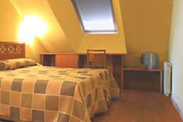 HOTEL EL ROBLE