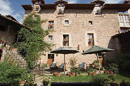 POSADA RURAL LA TREBEDE