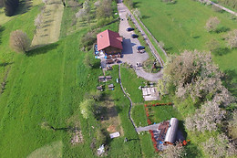 Le Chalet du Chemin et sa Roulotte
