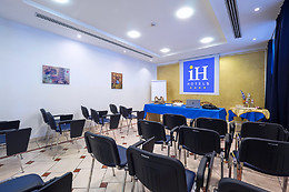 iH Hotels Firenze Business
