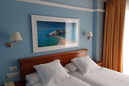 HOTEL FARO DE SAN VICENTE