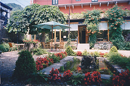 HOTEL CHURRUT
