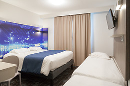 Hotel Kyriad Jules Verne