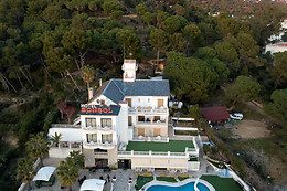 HOTEL BONSOL
