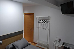 HOSTAL RIOJA CONDESTABLE