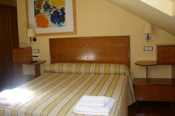 HOSTAL LA CHATA Y CASA RURAL LA CHATA - photo 6