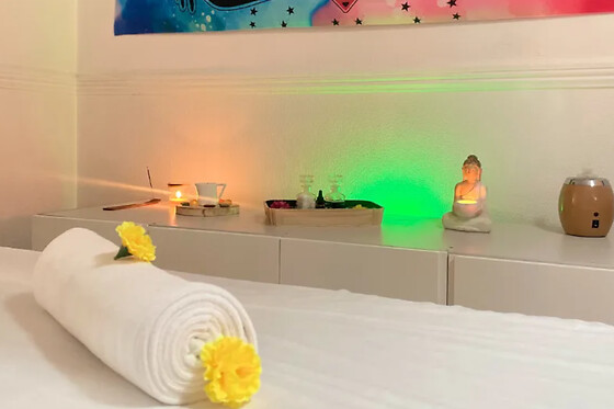 AJ in Beauty & Massotherapy - photo 5