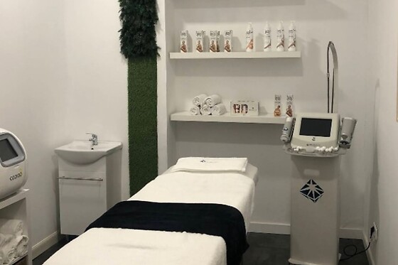 CODIGO 3 ESTILISTAS - photo 1