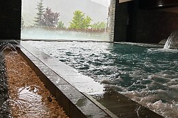 APARTAMENTOS SOLANA, HOTEL TAULL & ROMANIC