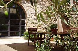 CASA MIRET