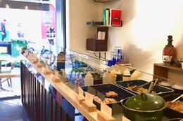 Gustave Creative Street-Food
